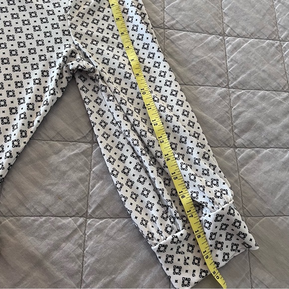 ADRIANNA PAPELL blouse - Picture 5 of 6